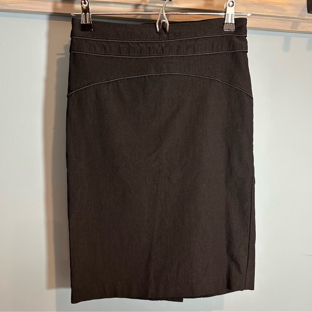 Forever 21 Pencil Skirt in Black